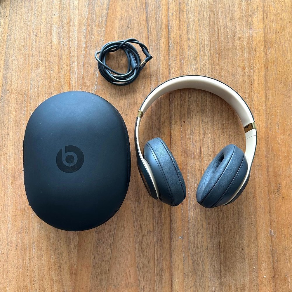 COPY - Beats by Dr. Dre - Beats Studio³ Wireless Headphones - Shadow Gray